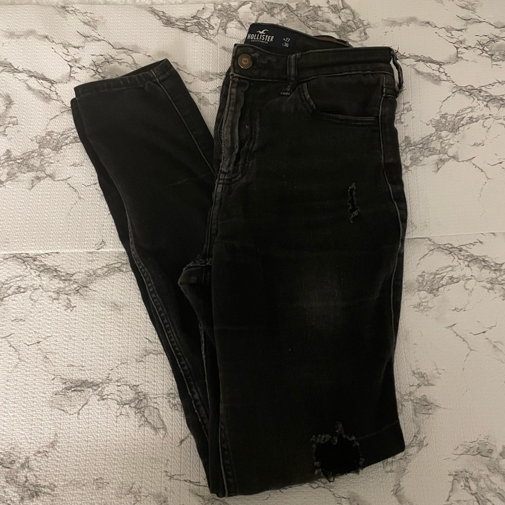 Hollister high rise super skinny distressed black/dark grey denim.